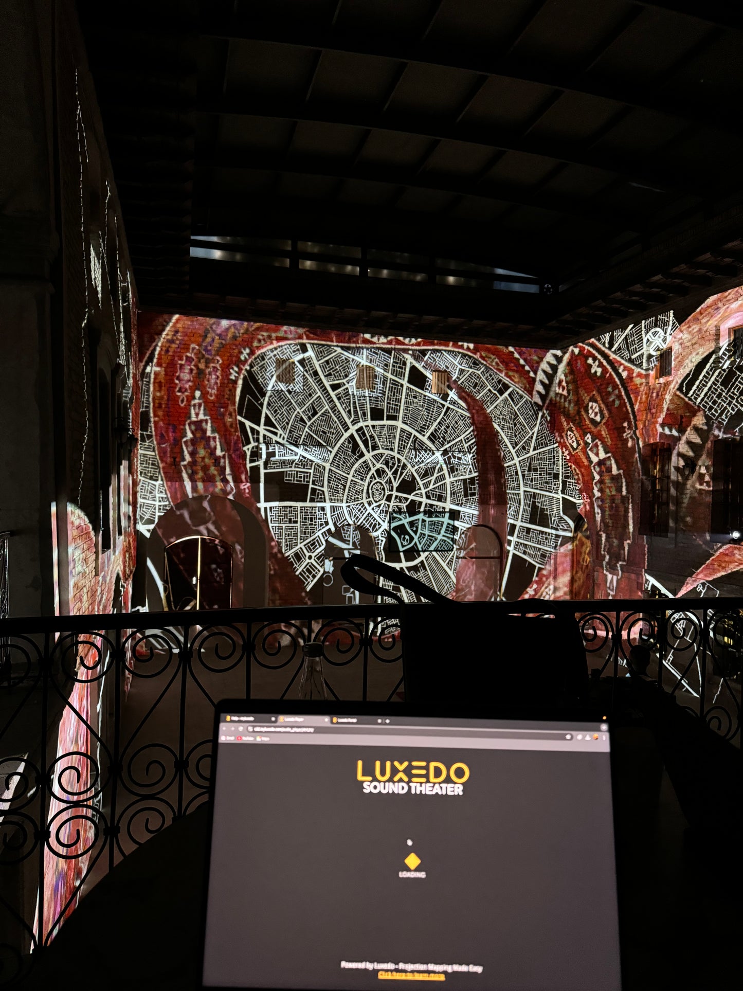 Luxedo Projection System PRO