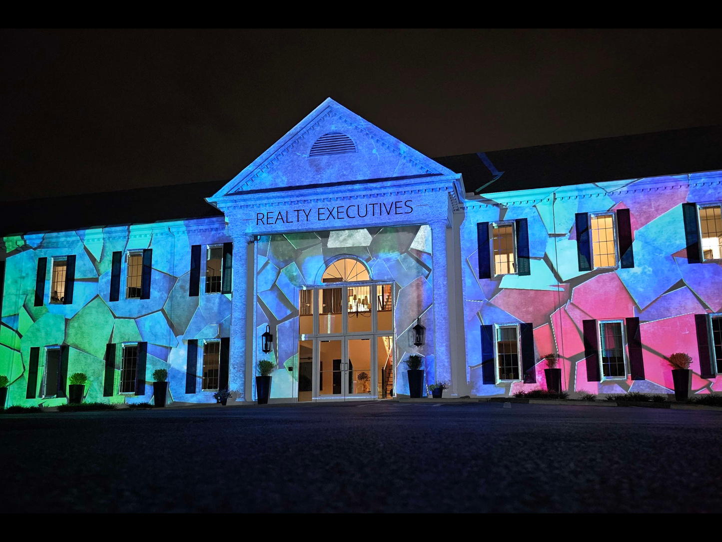 Luxedo Projection System PRO